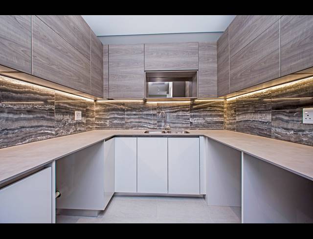 3 BEDROOM APARTMENT TO LET IN ROSEBANK
